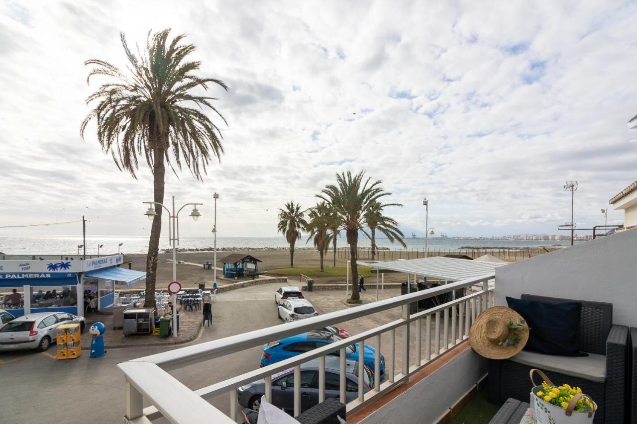 Sea & Wave Pedregalejo Beach Apartment Malaga Exterior photo